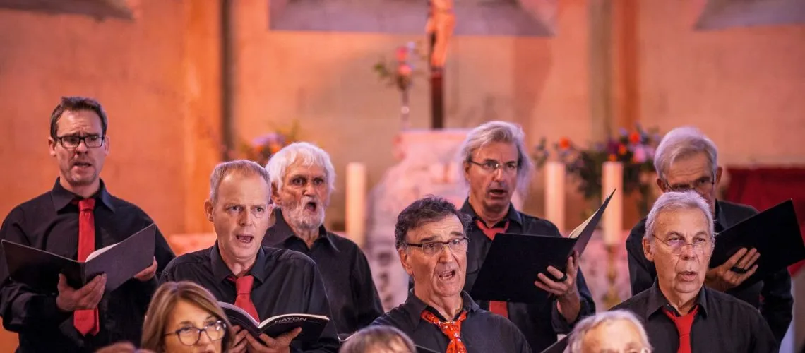 Les ténors et les sopranes d’Opus 13 en concert